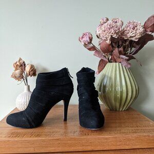 Saks fifth avenue boots